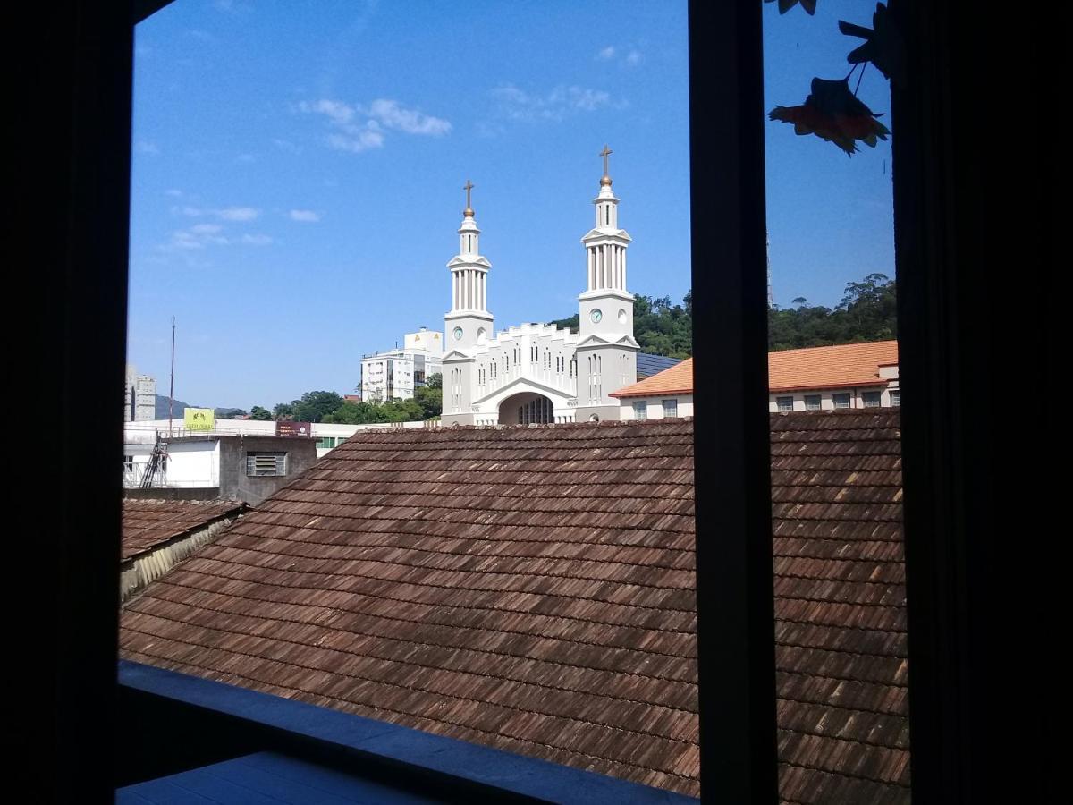 Quartos no Centro por dia Jaraguá do Sul Exterior foto